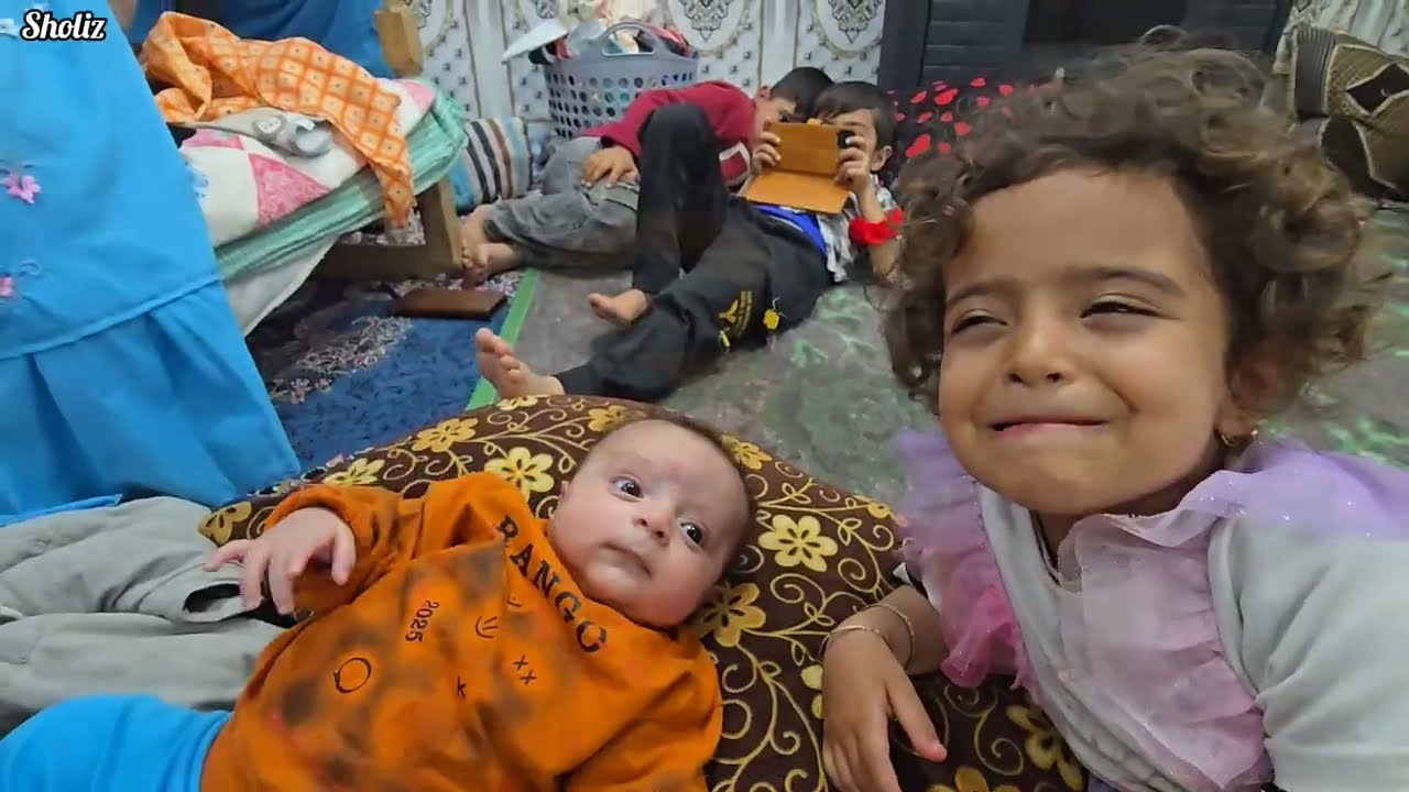 Planting Trees & Family Day 🌳🏡 | Bathing the Children & Building Progress Update 🔨👶