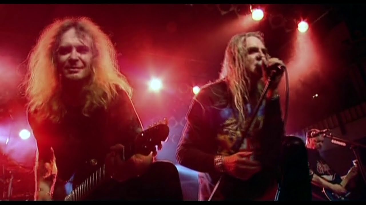 Saxon - The Court Of The Crimson King - Live