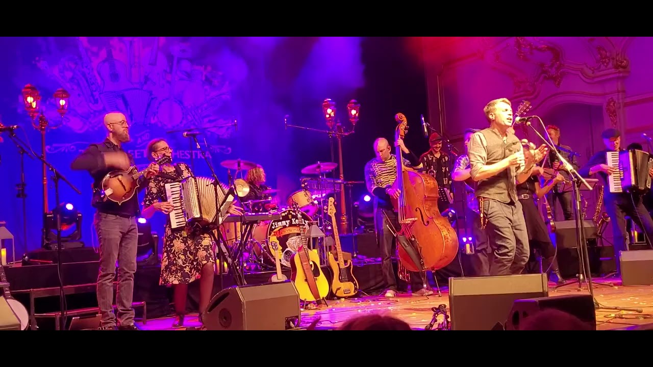 Jimmy Kelly & The Street Orchestra - Brincan Y Bailan (Meike ist funny) 06.06.2023 in Hamburg