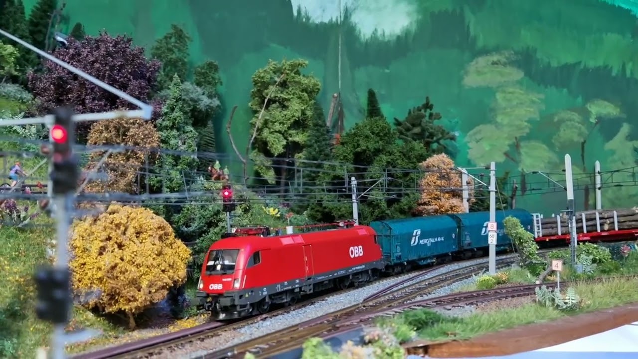 H0 Modelleisenbahn - Fahrvideo / Neuheiten Juli 2023