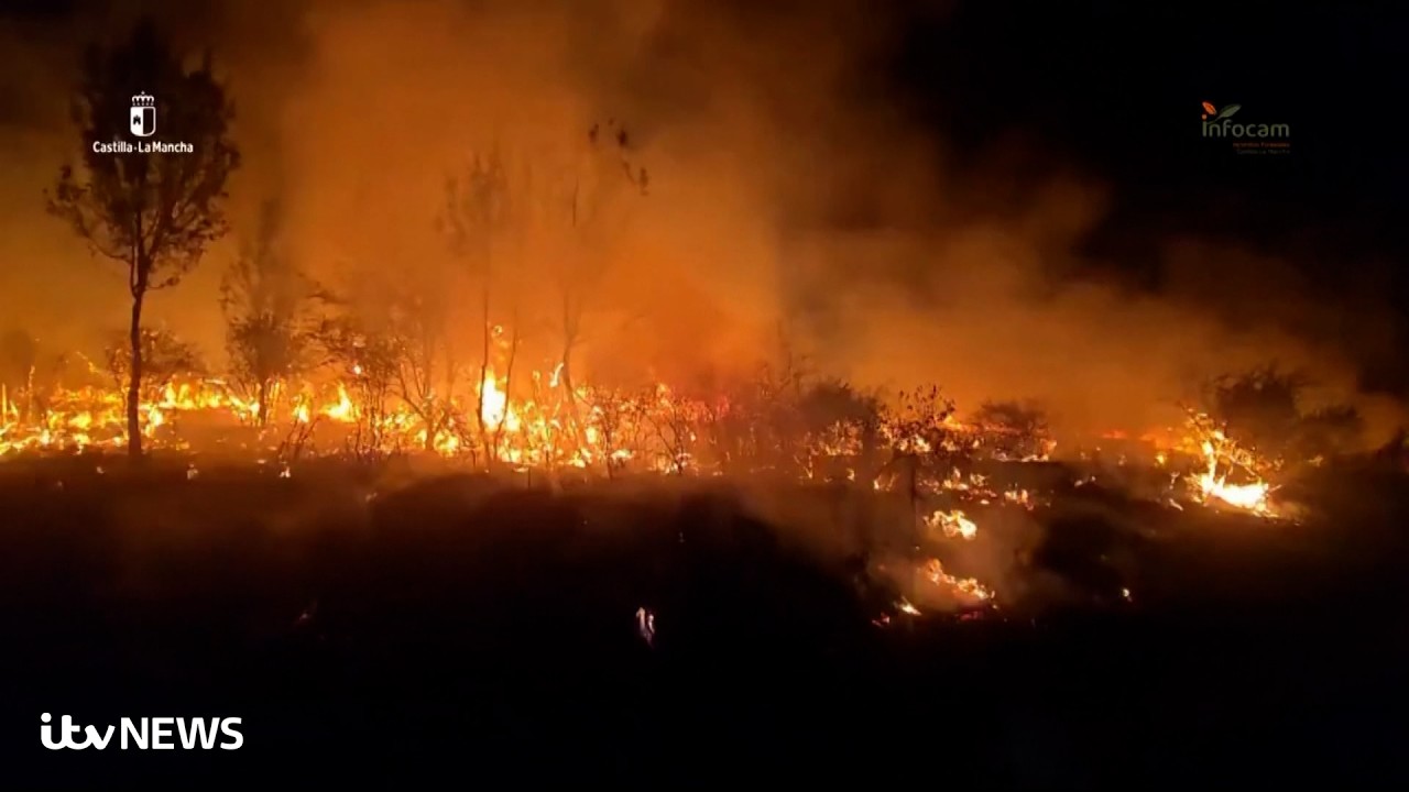 Dramatic scenes as Spain faces one of its largest wildfires on record