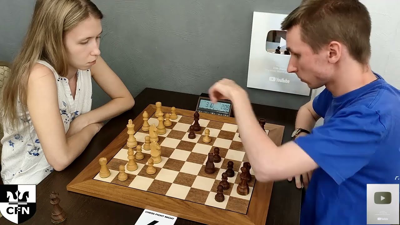 FM E. Borisova (2138) vs FM Megavolt (2287). Chess Fight Night. CFN. Blitz