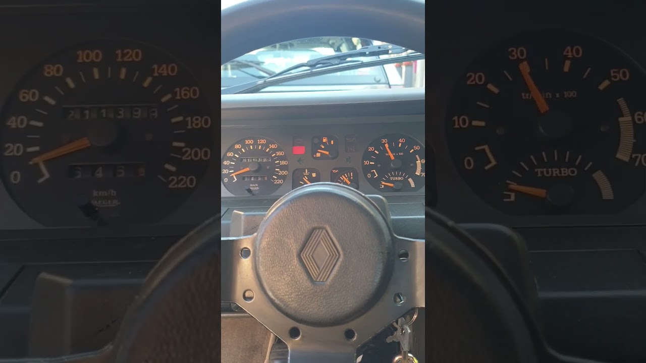 1985 Renault 5 GT Turbo Start-up, Horn, Rev