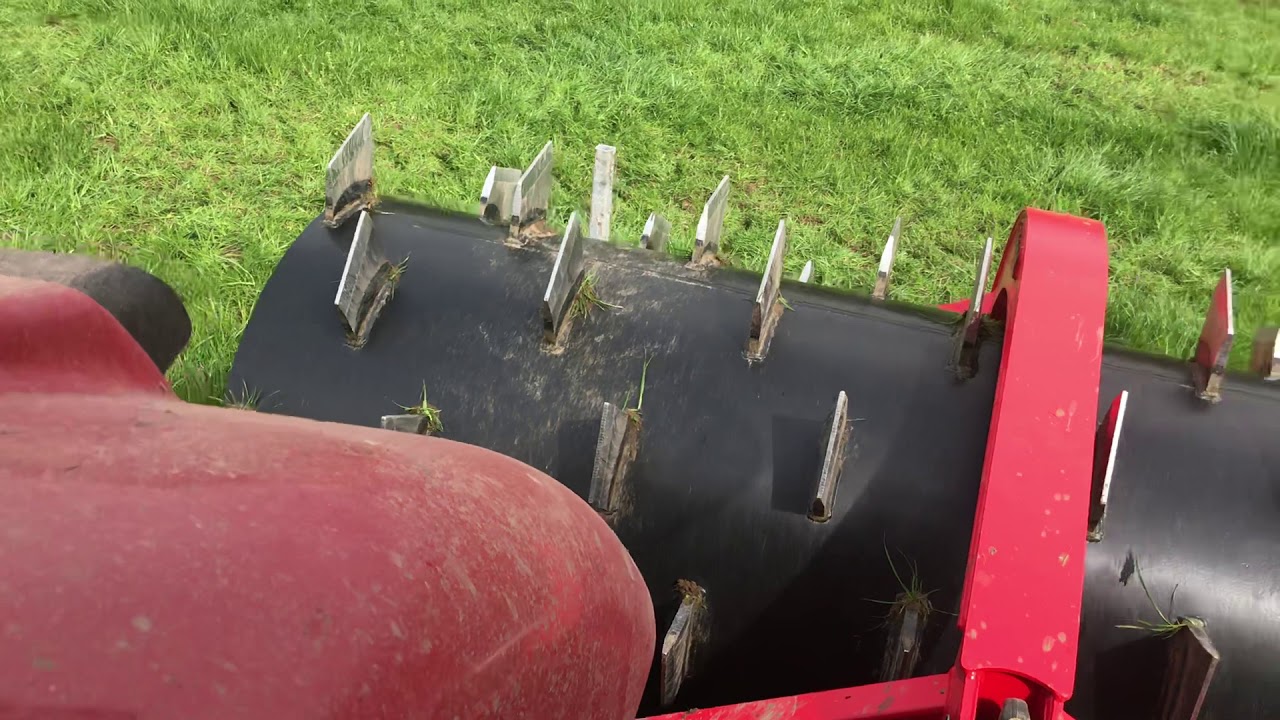 Biddy field roller