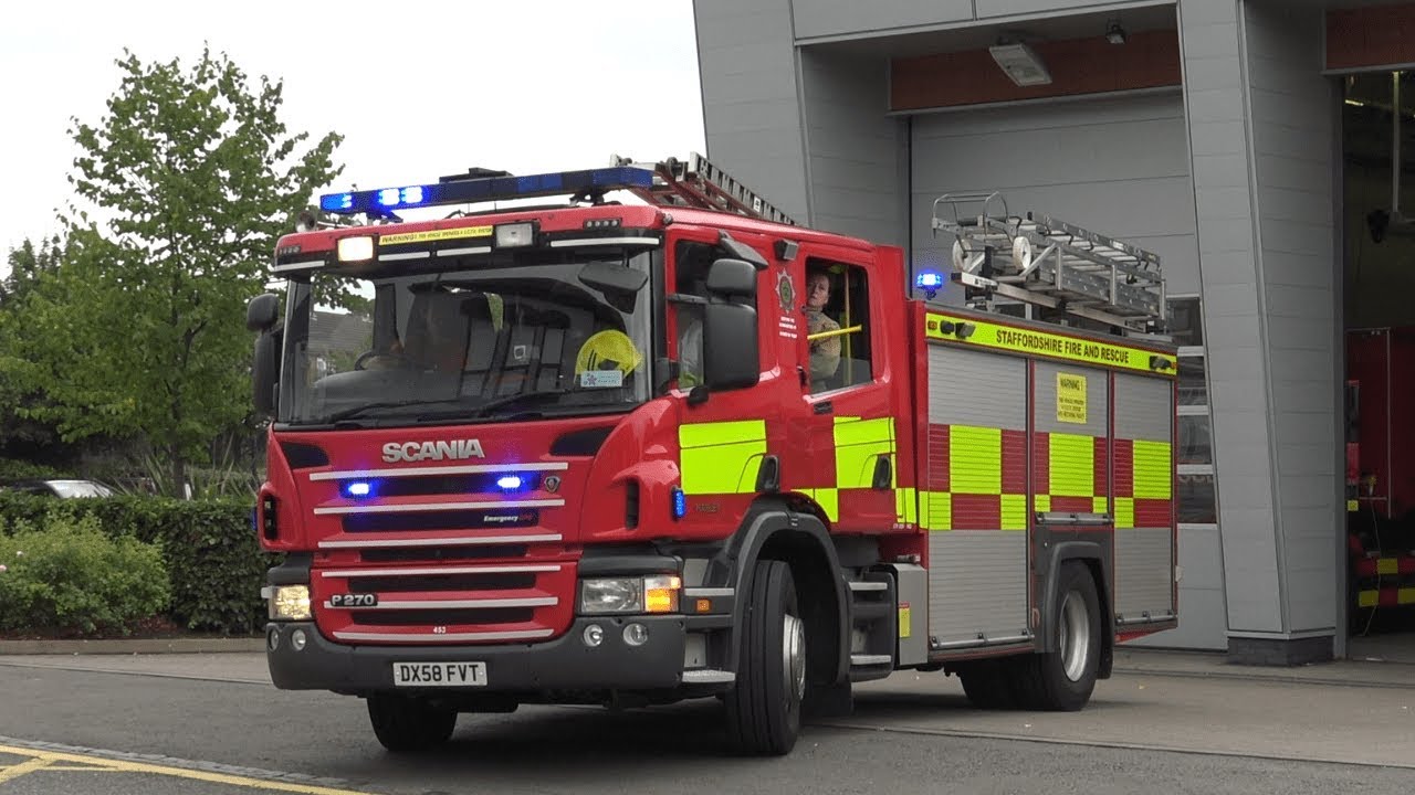 *AIR HORN* Staffordshire Fire & Rescue Service - Hanley Pump Rescue Ladder Turnout