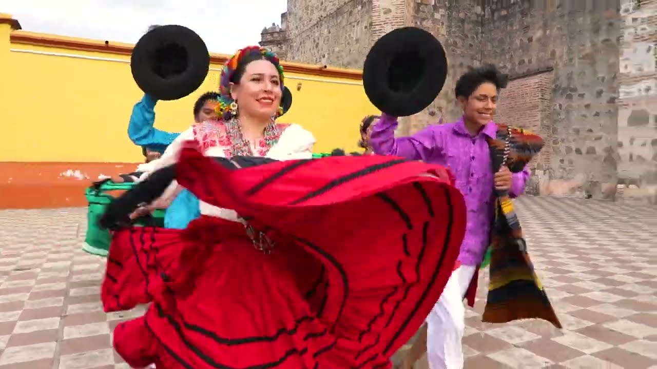 Jarabe Ejuteco - La Picosa Hernández Banda (Video Oficial)
