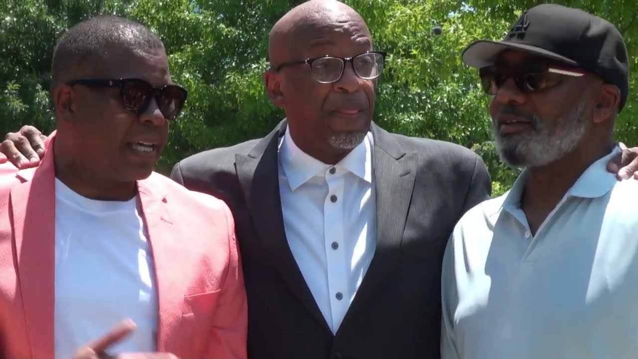 Donnie McClurkin Black Walk Of Fame presentation