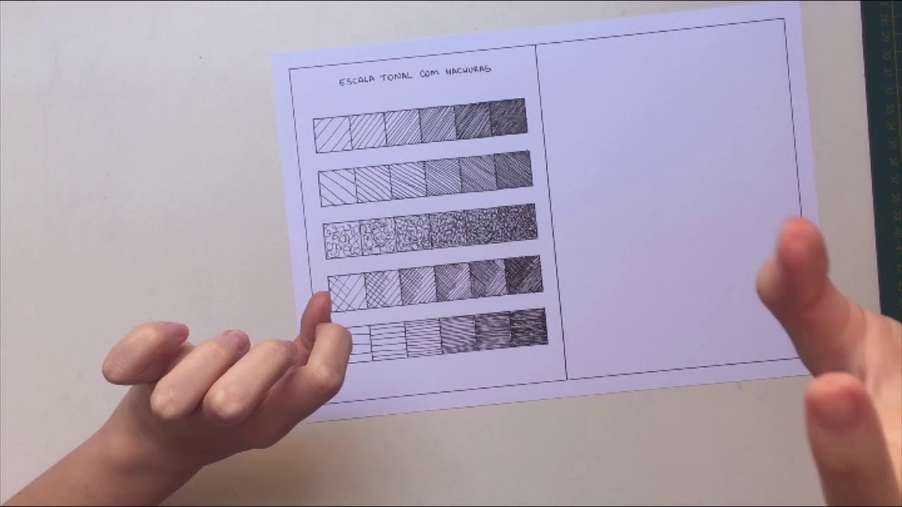Escala tonal com hachuras