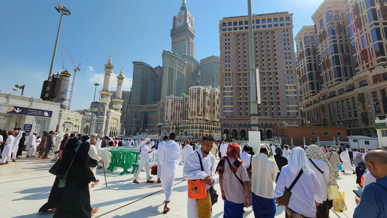 أجمل يوم في مكة | يوم الجمعة مع ضيوف الرحمن في المسجد الحرام