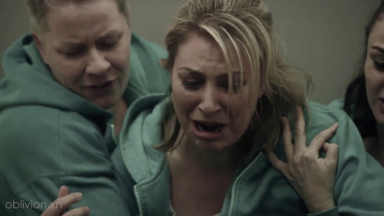 Bea Smith & Allie Novak | In My Veins