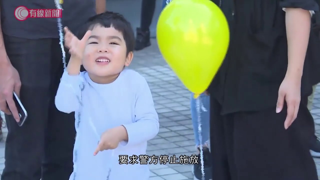 「孩子不要催淚彈」遊行 反對警方使用過量催淚彈 - 20191201 - 香港新聞 - 有線新聞 CABLE News