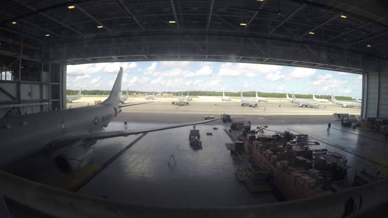 Pulling the P-8A Poseidon into the hangar