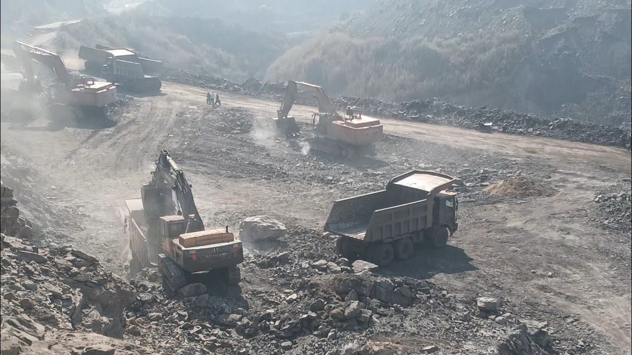 #youtube_viral  Volvo 480 #excavator pathar loading Sany truck 🚛#minivlog 
