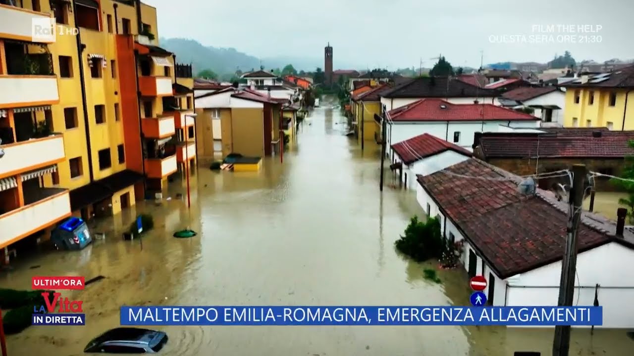 Allerta maltempo, Emilia Romagna in ginocchio per allagamenti - La Vita in diretta - 17/05/2023