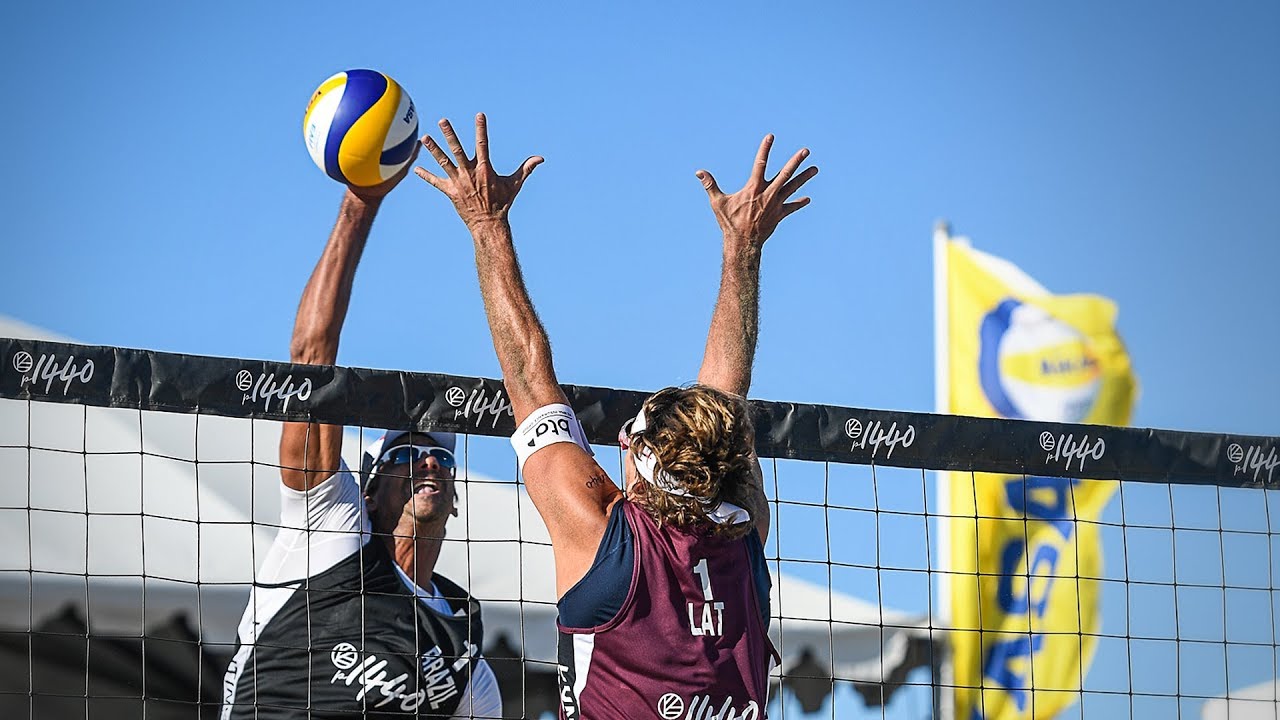 p1440 -- BEACH VOLLEYBALL ICON RICARDO SANTOS WINS THE MENS