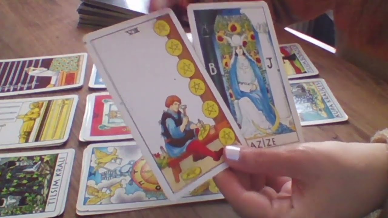 Aklımızdaki Kişinin Gizemli Durumları Onu Sıkıntıya Düşürecek - İlahi Adalet Tarot