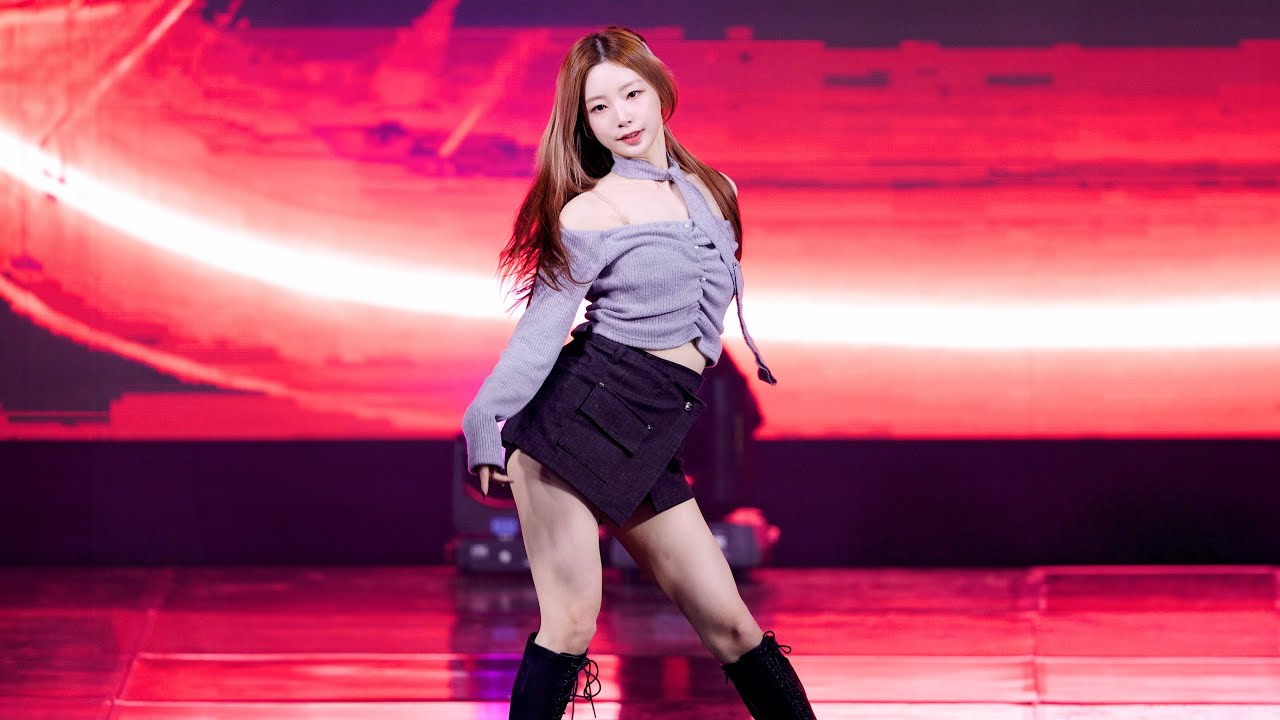 231212 연희 YEONHEE 로켓펀치 Rocket Punch 'Ring Ring + FLASH + BOOM' 4K 60P 직캠 @홍천군 위문열차 by DaftTaengk