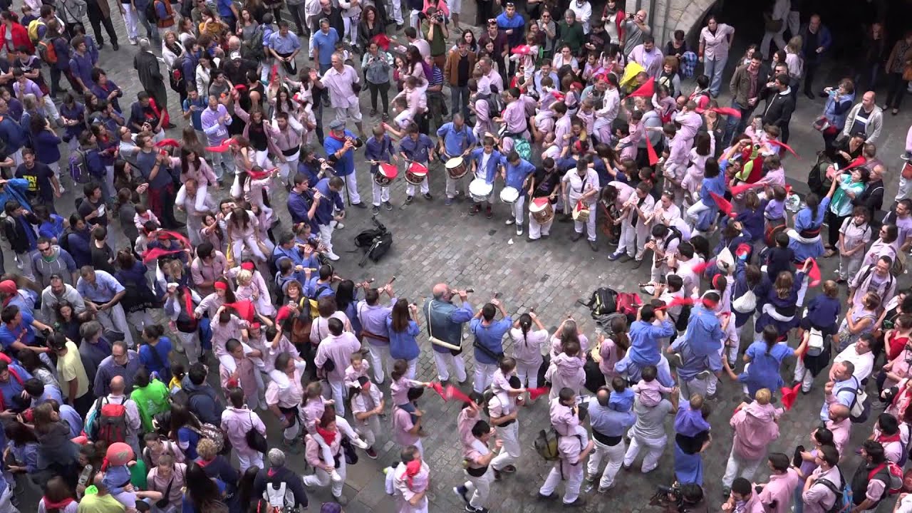 2015-10-25. Capgrossos de Mataró, Toc de vermut, Girona