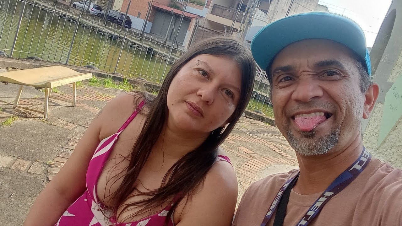casal estressado  está ao vivo!