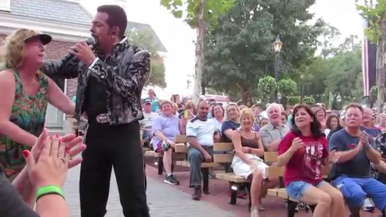 The Commodores - Easy - Epcot Food and Wine 2014