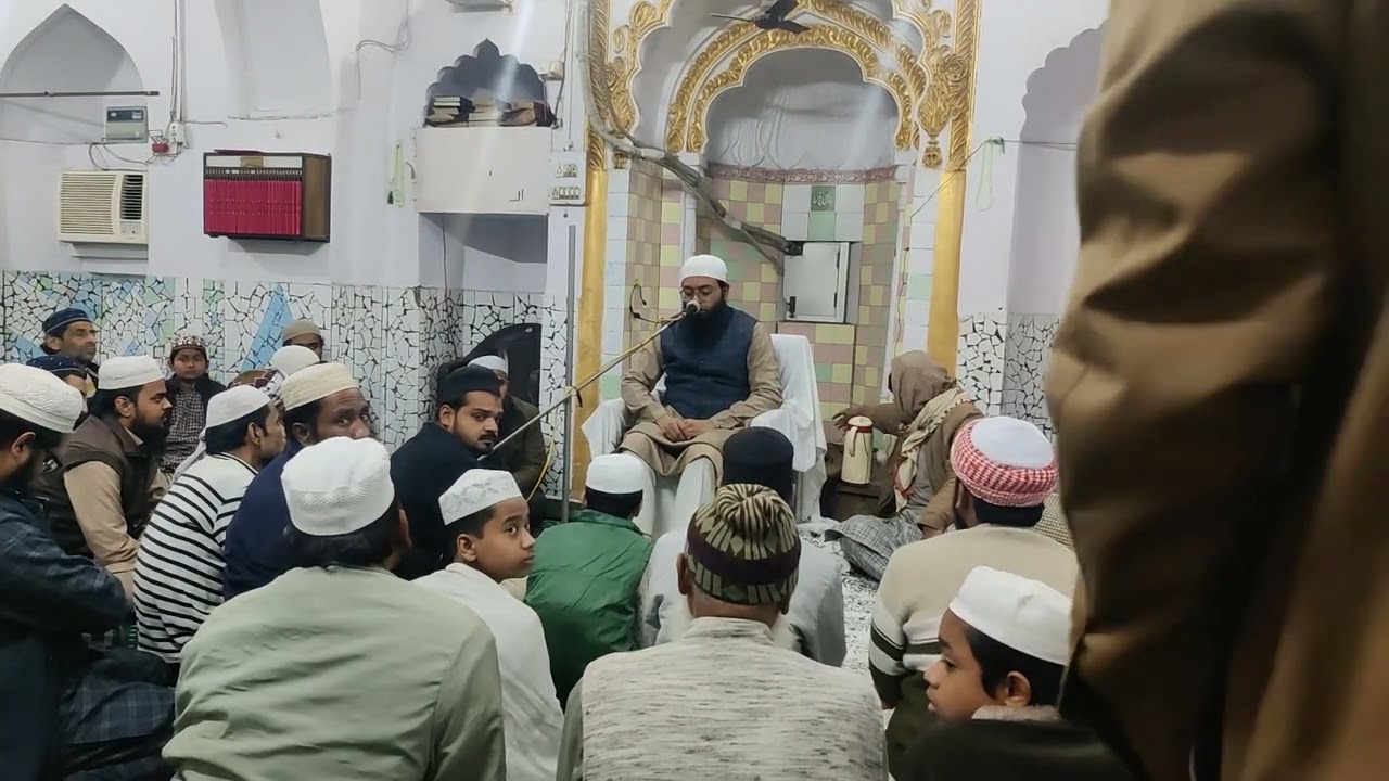 Mufti Ajmal sahab moradabadi islahi muashra program insan ko apni auqaat mai rehna chahiye 