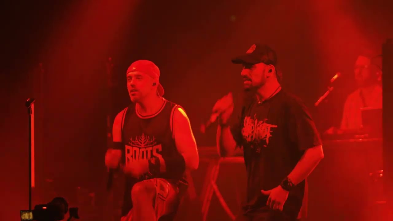 Roots The Nu Metal Resurrection Tour Push It Live in Paris 15