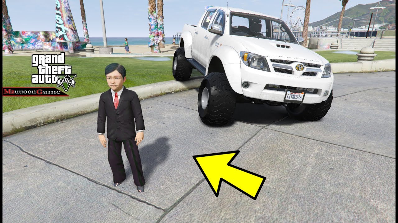 الطفل يركب اكبر سيارة  #32 || GTA V