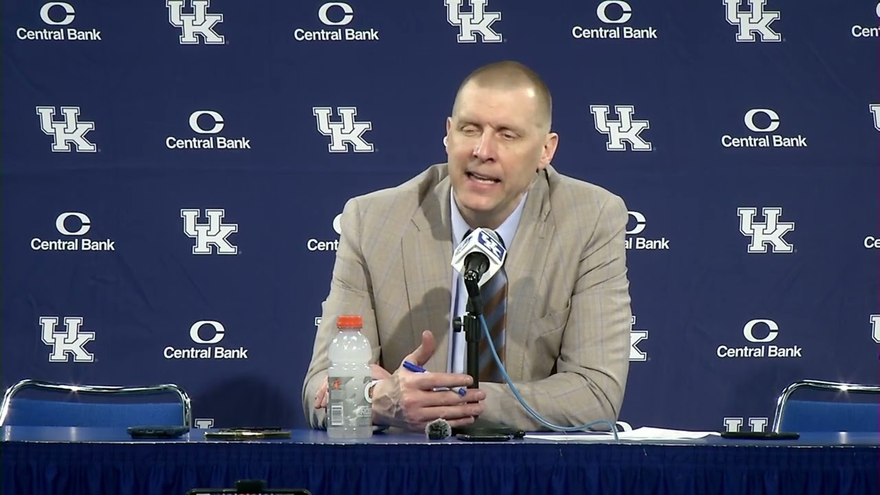 Kentucky Basketball Coach Mark Pope Reacts To Loss To Georgia