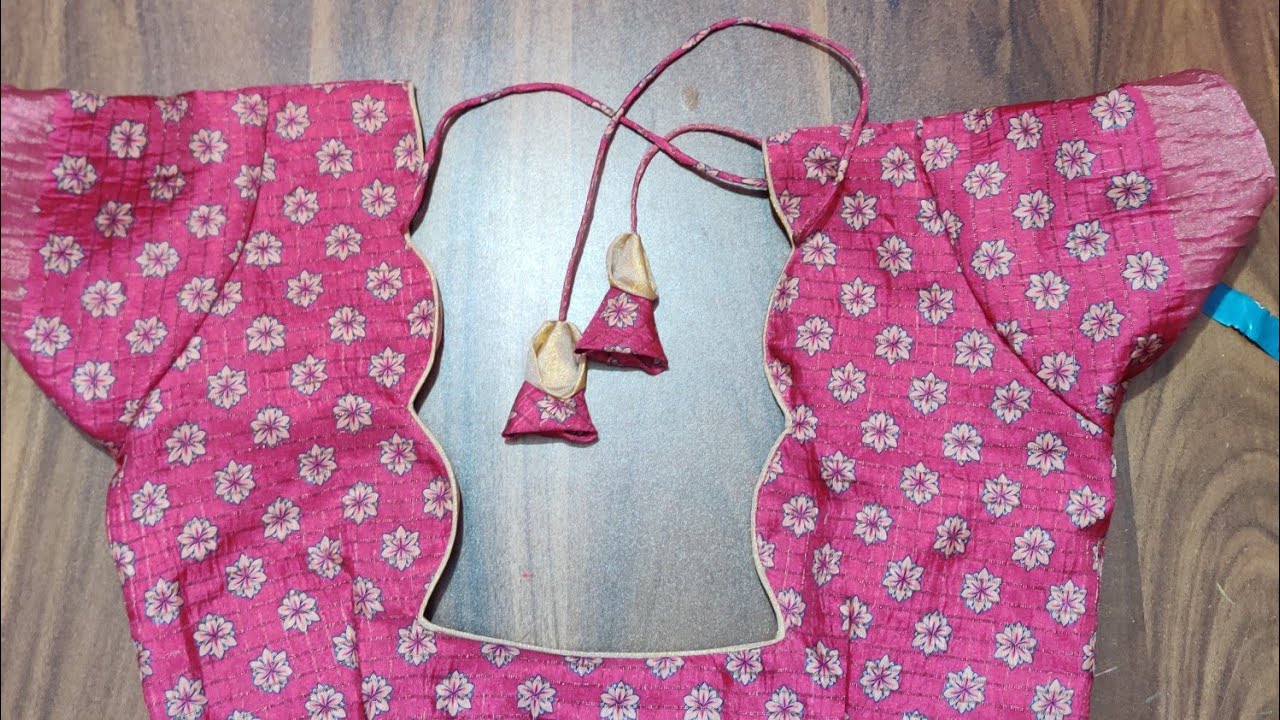 బ్లౌజ్ బ్యాక్ నేక్ డిసైన్స్ #blouse #blousedesigns #fashionndesigns #neckpaiping #neckdesigns 