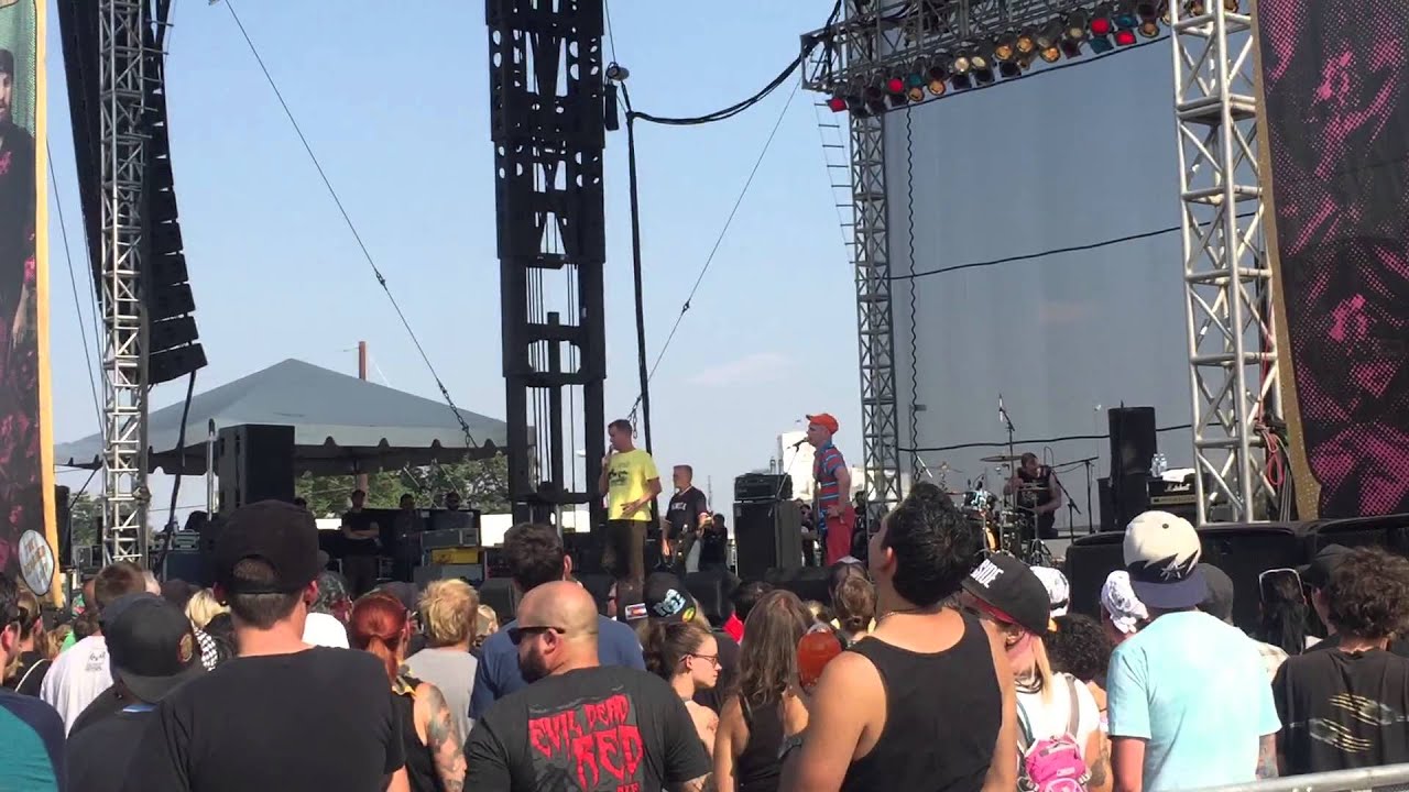 The Vandals – Full Concert – Riot Fest Denver 2015 - 08.29.15