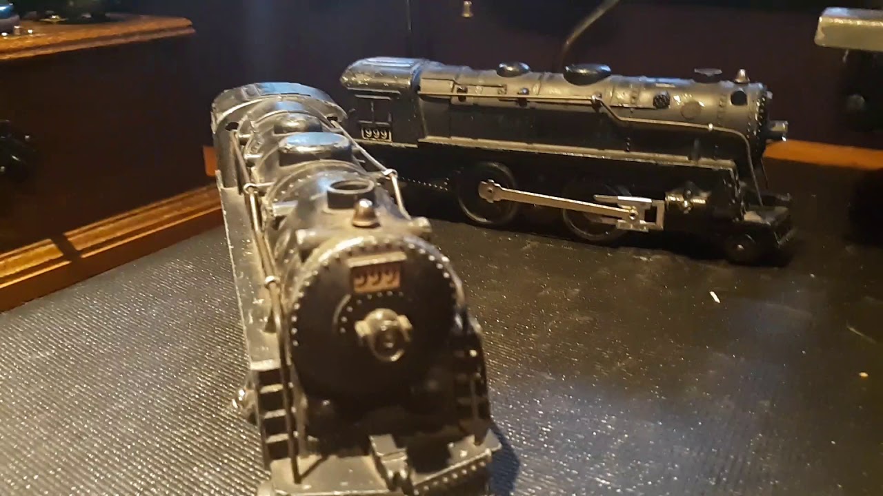 How to tell the age and difference of the 999's marx trains.