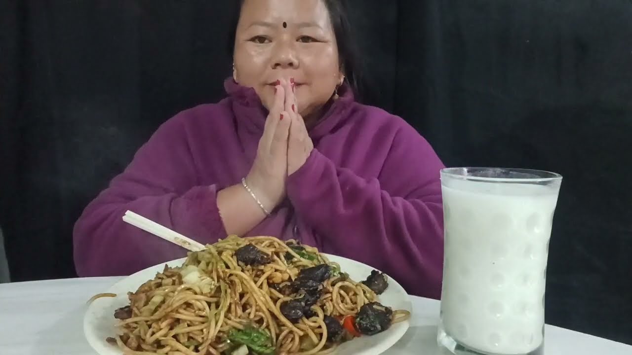 buff sukuti chowmine सुकुटी चाउमिन,माेही Priyamarsa Rai 