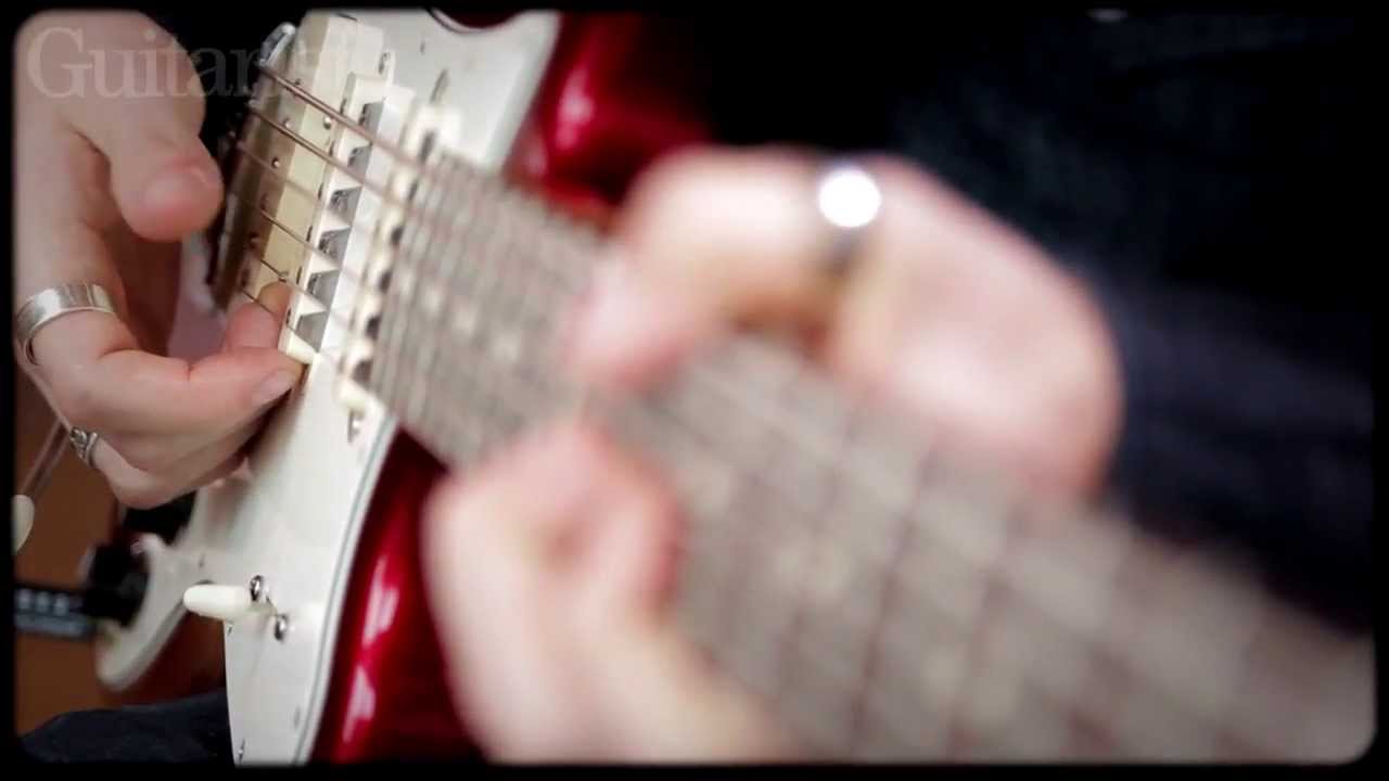 Fender Pawn Shop Bass VI, Mustang Bass, Super-Sonic & '70s Stratocaster Deluxe demo