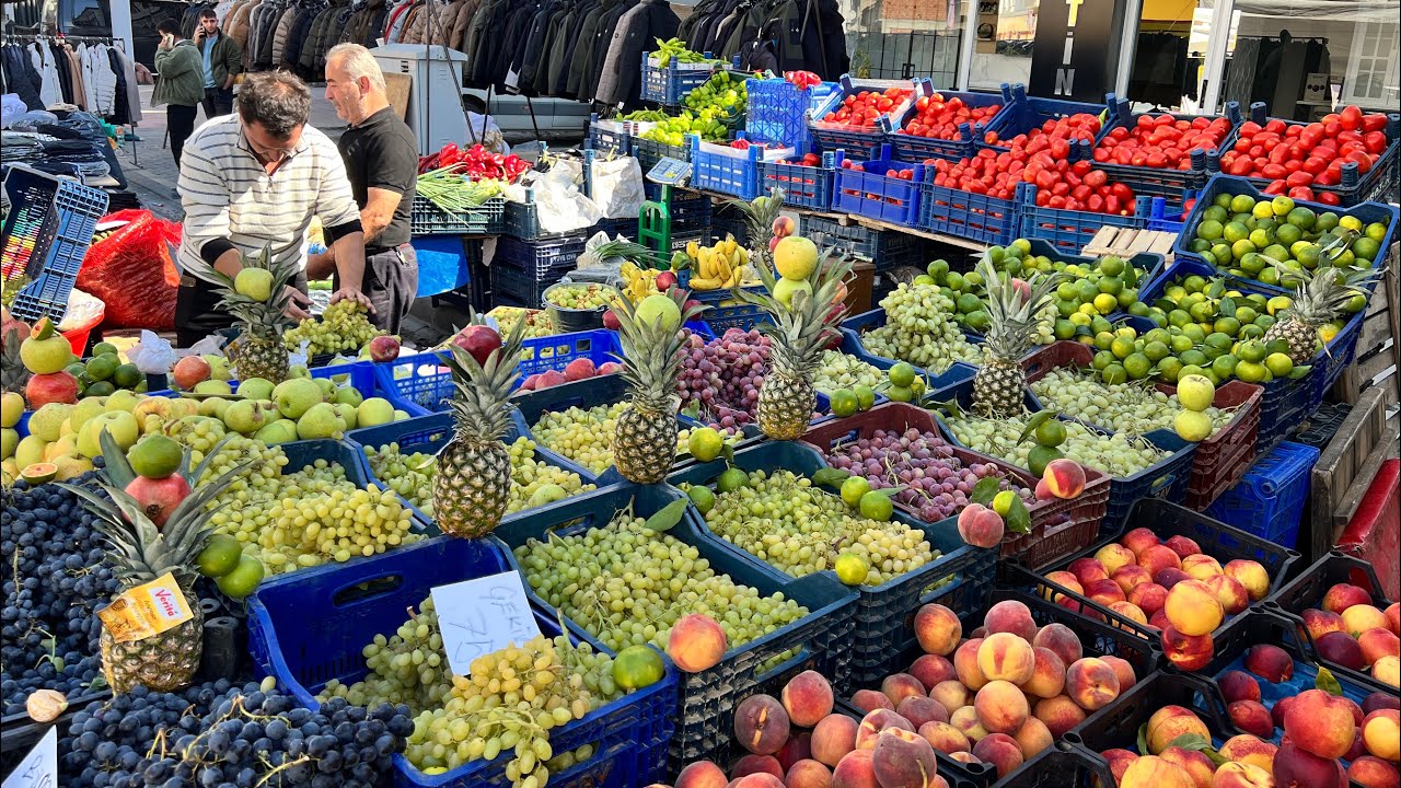 Pazar alışverişi  cuma pazarı Kermes 