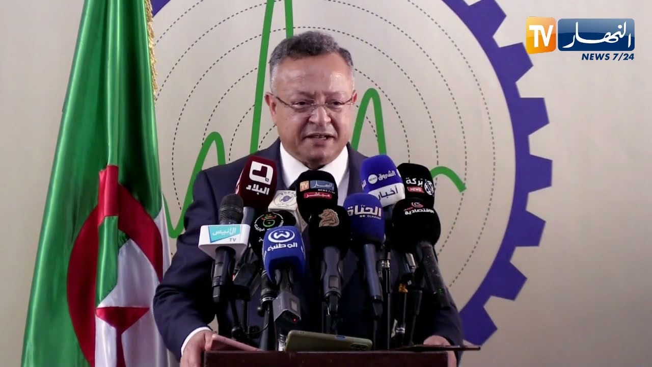 وزير التعليم العالي يتفقد مشاريع صناعية بمركز البحث في التكنولوجيات الصناعية