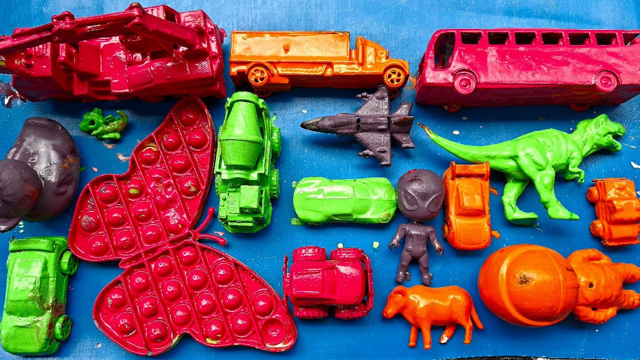 Membersihkan mainan mobil mcQueen,Eskapator,Anomali,Dinosaurus,Popit,Superhero,pesawat,Sapi,Truk