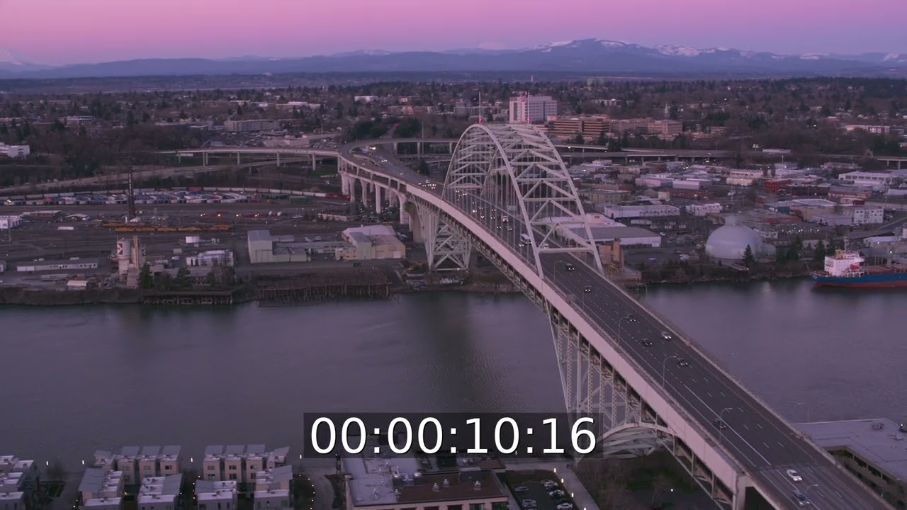 Flußbrücke Fremont Bridge in Portland in Oregon, USA