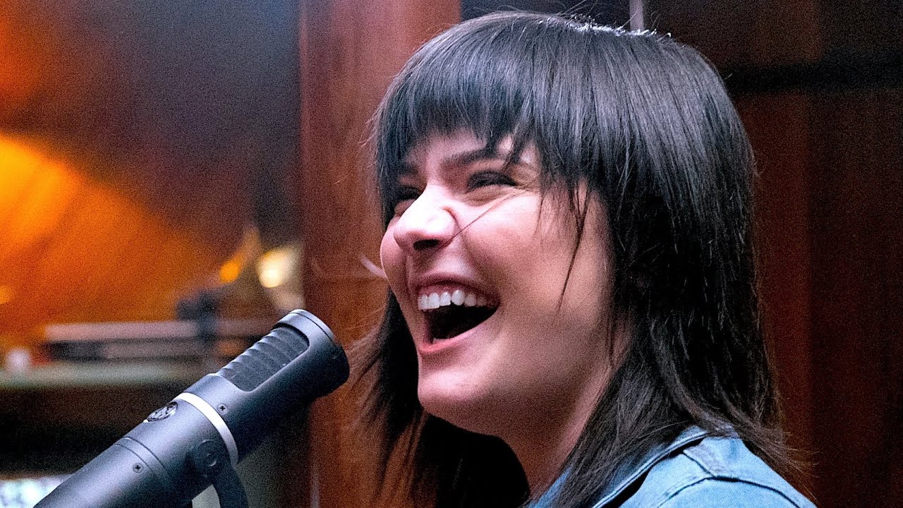 Use Somebody | Kings of Leon | funk cover ft. Sara Niemietz