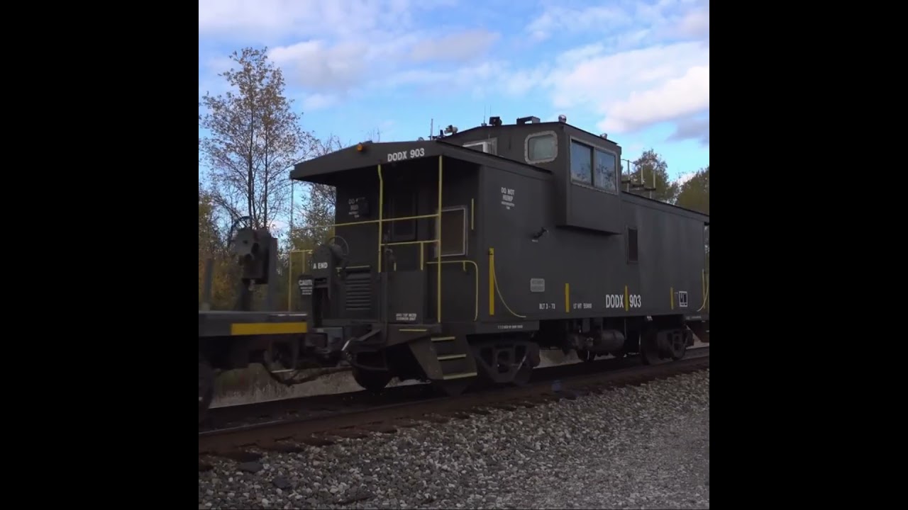 Secret US Military Caboose on NS Train!