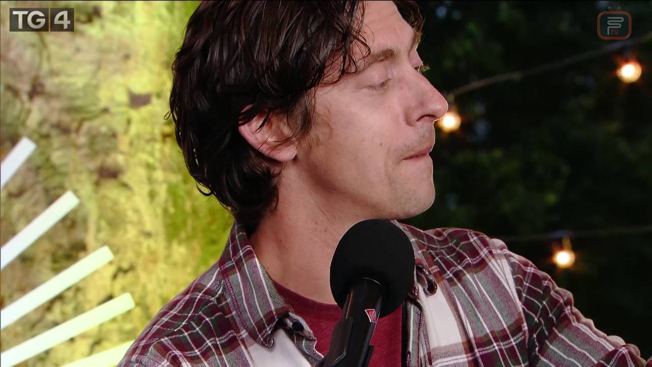 The Fiddle Case perform 'Liscannor Bay' on FleadhTV on TG4