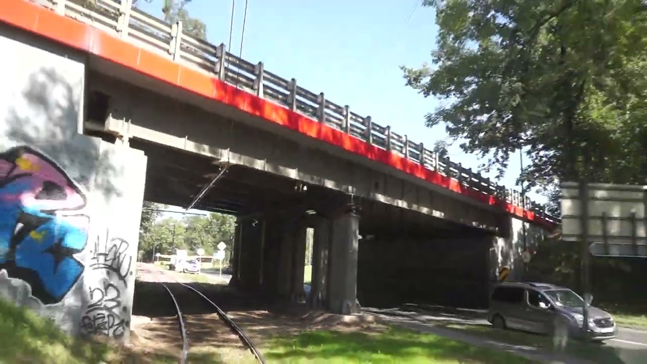 Przejazd tramwajem zmodernizowaną trasą linii 3 w Zabrzu