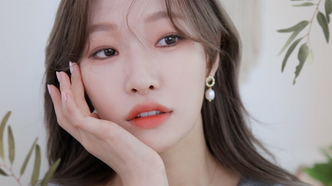 청초한 가을무드 메이크업+스타일링🍂 속눈썹붙이는법?!ㅣENG) Mood Makeupㅣ아랑