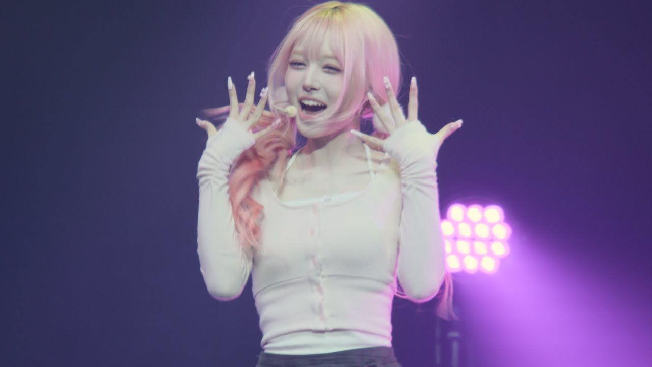 251201 tripleS 트리플에스 トキメティック (Tokimetique) 김채원 CHAEWON FANCAM @ 放課後ロッケンロール-HYPER- 2025