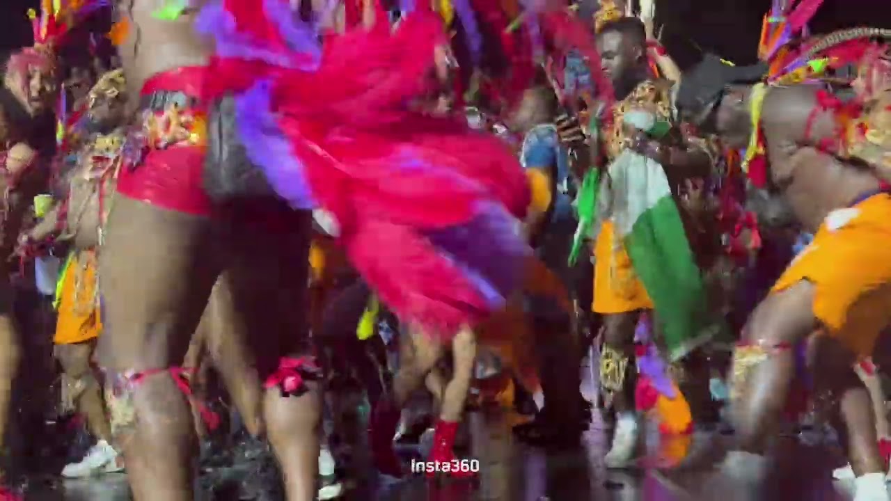 	“ROUX Took Over the Road! 🤯🔥 POV Gen X Miami Carnival 2025”