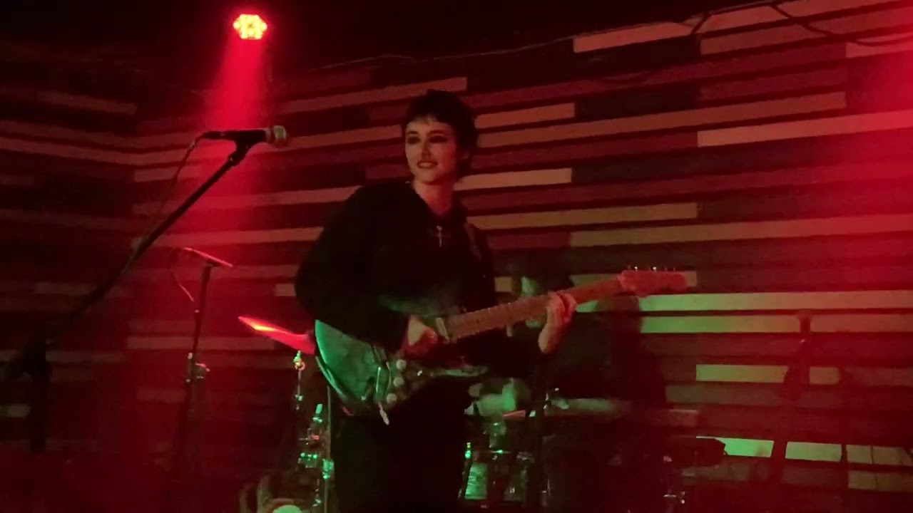 WINTER (Samira Winter) live at Bar Le Ritz PDB Montreal (April 30th 2023) #dreampop  @samirawinter