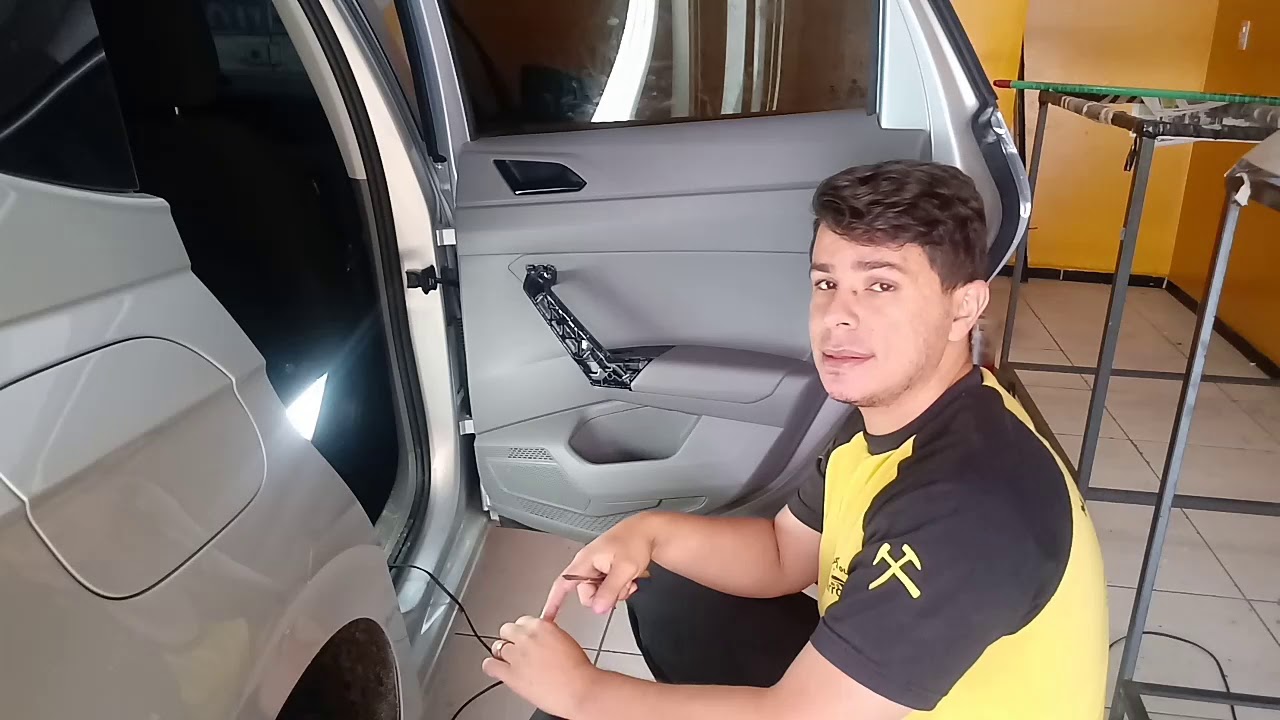 Removendo o forro de porta do Novo POLO. (SE INSCREVE NO CANAL)