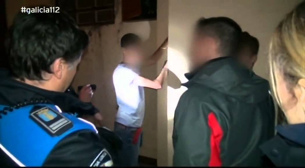 Policía Local Coruña, roubo escaparate - G112