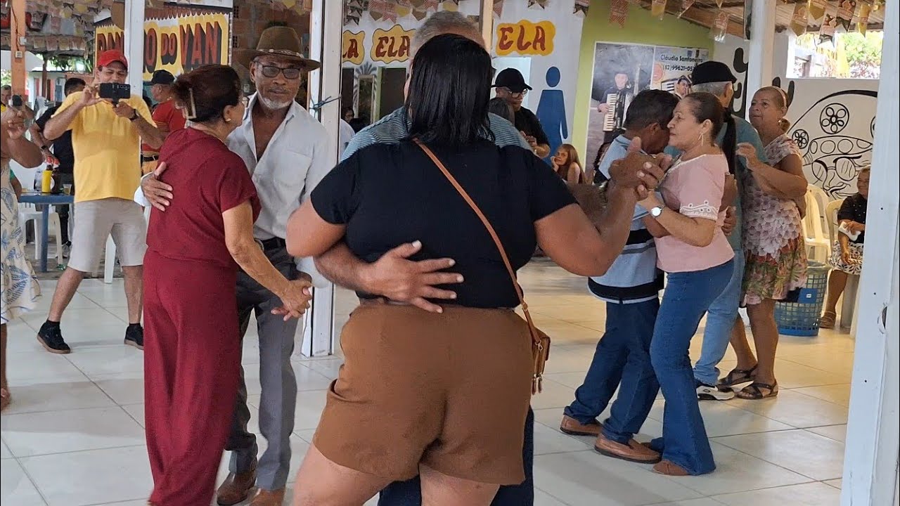 FORRÓ PÉ DE SERRA QUENTE ARROCHADO RANCHO DO VAN ARAPIRACA ALAGOAS 