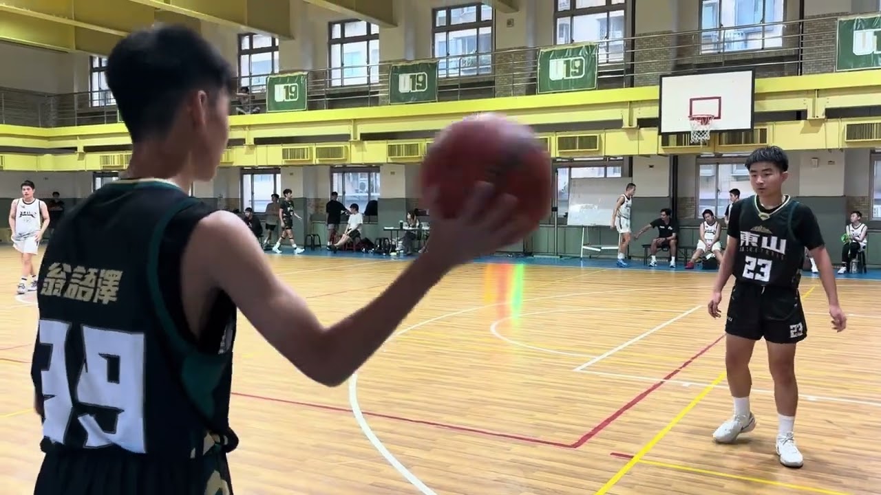U19籃球聯賽第二場：Flying vs東山國中