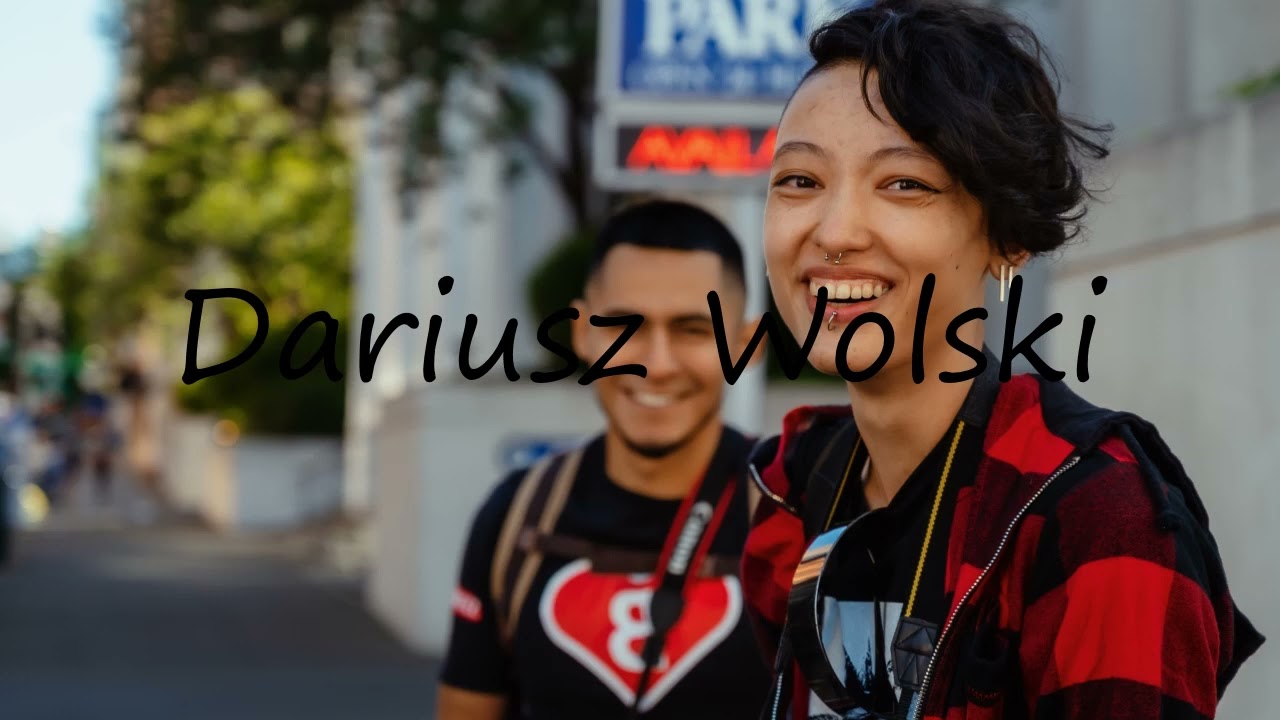 How to pronounce Dariusz Wolski in English?